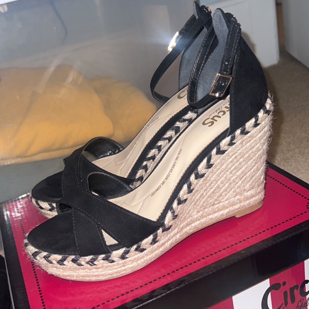 Sam Edelman wedges